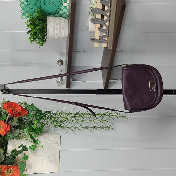 Kate Spade Roulette Pebble Leather Crossbody - Picture 9 of 10